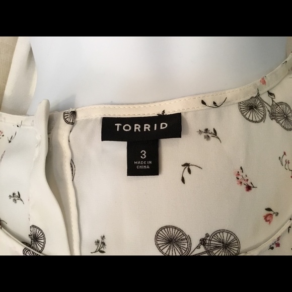 Torrid top - Picture 6 of 6